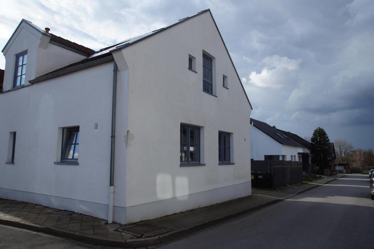 Kunst Und Bergbauflair An Der Ruhr - Inklusive Netflix & Prime Bochum Exterior foto